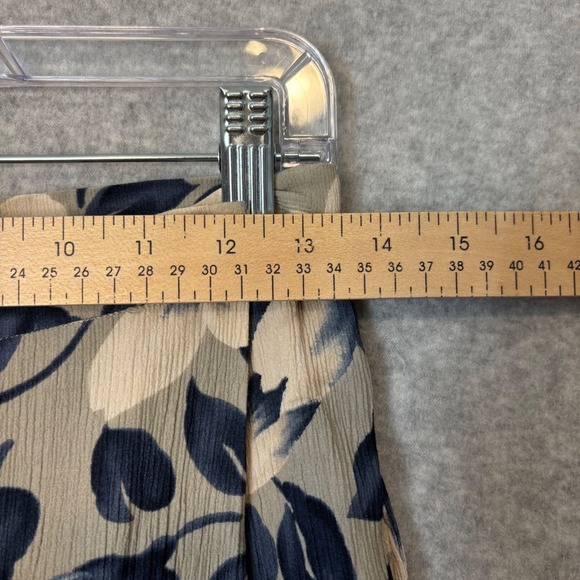 Vintage Chaus Women's 6 Floral Print Wrap Skirt Beige Blue Rayon Knee Length y2k - Picture 8 of 9